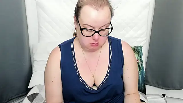 dirtyBonnie online show from November 20, 4:46 am