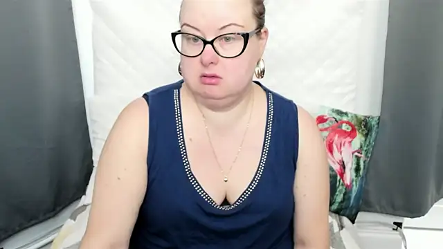 dirtyBonnie online show from November 13, 10:19 am