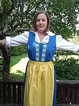 Snapshot of SwedishJennifer chatting on June 19, 12:22 pm SwedishJennifer online show from June 19, 12:22 pm