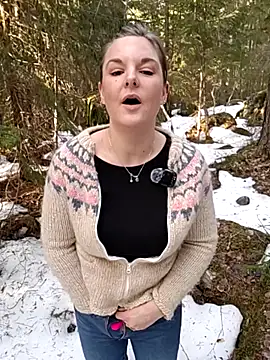 SwedishJennifer online show from March 10, 1:15 pm