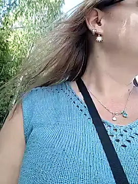 SwedishJennifer online show from May 28, 12:00 pm