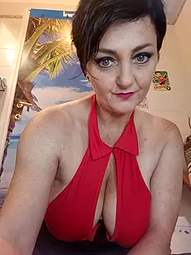 Snapshot of lucillabollente chatting on June 5, 6:52 am lucillabollente online show from June 5, 6:52 am