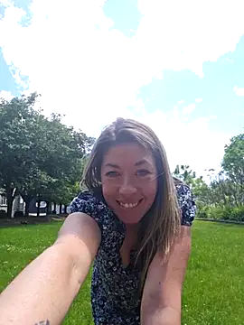 Snapshot of _NinaLuvSins_ chatting on June 2, 3:56 pm NinaLuvSins online show from June 2, 3:56 pm