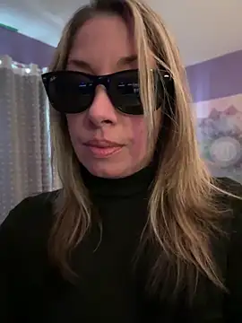  NinaLuvSins  online show from March 24, 4:07 pm