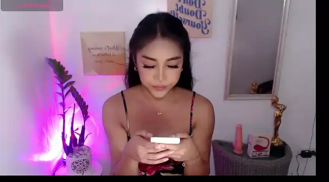 Snapshot of AsianMariaTs chatting on March 9, 2:21 pm AsianMariaTs online show from March 9, 2:21 pm