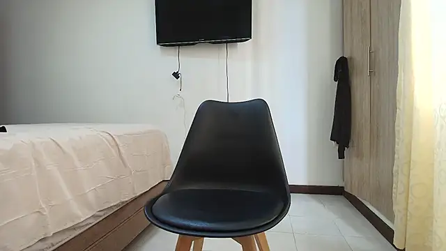 Snapshot of annitax chatting on March 4, 9:22 pm annitax online show from March 4, 9:22 pm