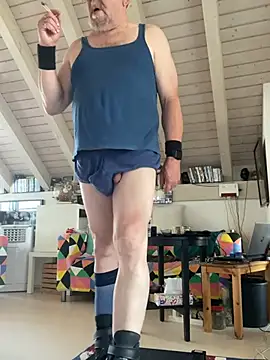 wankcellar online show from June 19, 2:01 pm