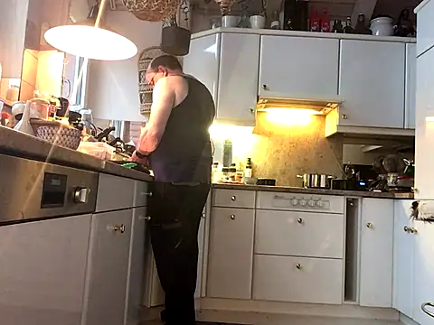 wankcellar online show from December 4, 3:22 pm