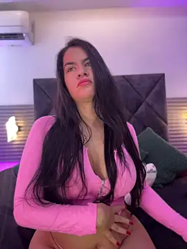 Zafira Alabi online show from May 31, 5:19 pm