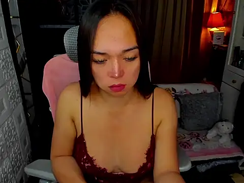Snapshot of tssexylover chatting on May 12, 1:35 am tssexylover online show from May 12, 1:35 am