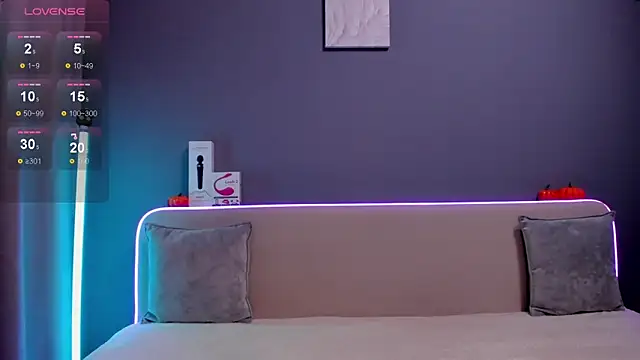 Malika Lisan online show from October 30, 1:04 am