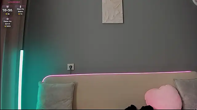 Malika Lisan online show from March 29, 2:35 am