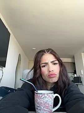 Snapshot of Lisegg_ chatting on July 6, 2:57 pm Lisegg online show from July 6, 2:57 pm