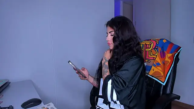 Lisegg  online show from March 25, 1:10 pm