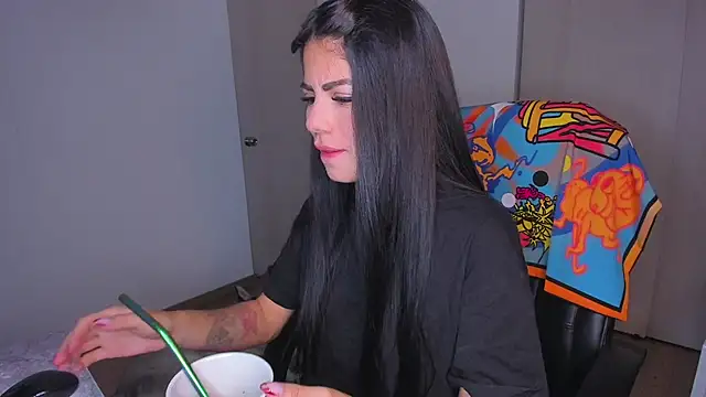 Snapshot of Lisegg_ chatting on September 12, 10:04 am Lisegg online show from September 12, 10:04 am
