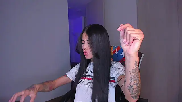 Lisegg  online show from December 17, 12:32 pm