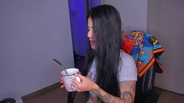 Snapshot of Lisegg_ chatting on September 19, 10:08 am Lisegg online show from September 19, 10:08 am