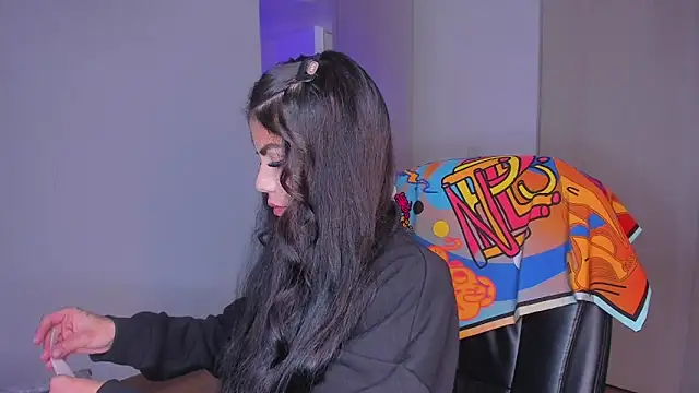 Lisegg  online show from December 22, 6:52 pm