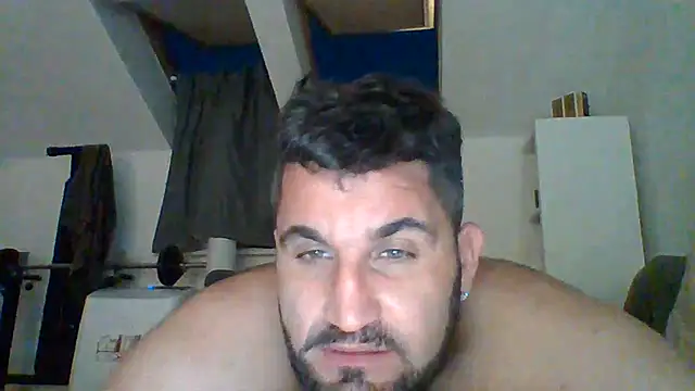 geiler-fickhengst455 online show from July 29, 2:44 am