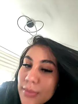 Snapshot of adrianalobo chatting on October 26, 9:48 pm adrianalobo online show from October 26, 9:48 pm