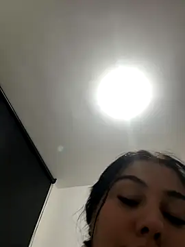 Snapshot of adrianalobo chatting on October 15, 2:43 am adrianalobo online show from October 15, 2:43 am