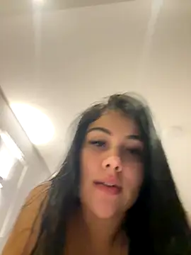 Snapshot of adrianalobo chatting on October 11, 1:39 am adrianalobo online show from October 11, 1:39 am