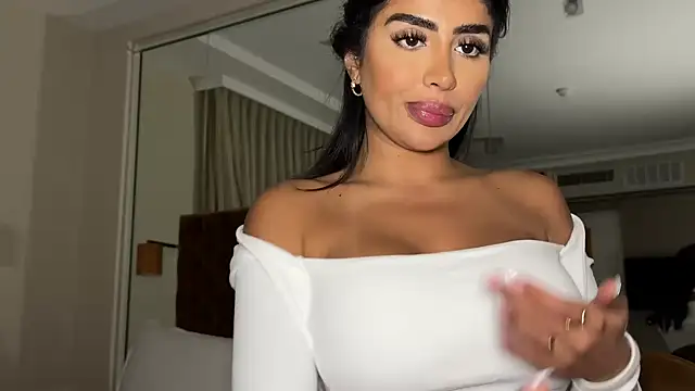 Snapshot of ArabicBarbie chatting on January 3, 7:29 pm ArabicBarbie online show from January 3, 7:29 pm