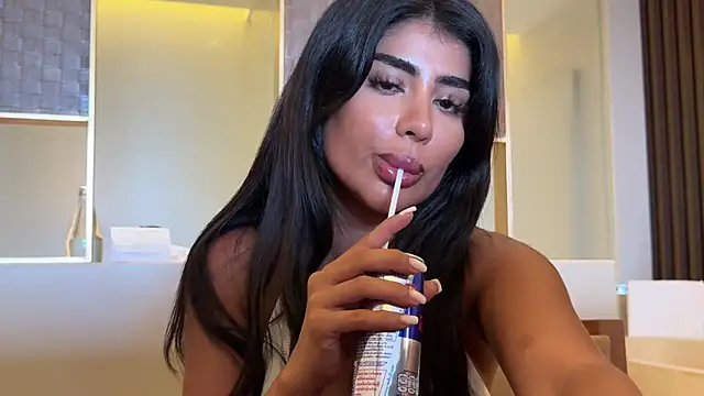 Snapshot of ArabicBarbie chatting on December 5, 12:47 am ArabicBarbie online show from December 5, 12:47 am