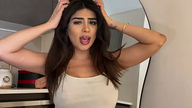 ArabicBarbie online show from April 28, 11:20 pm
