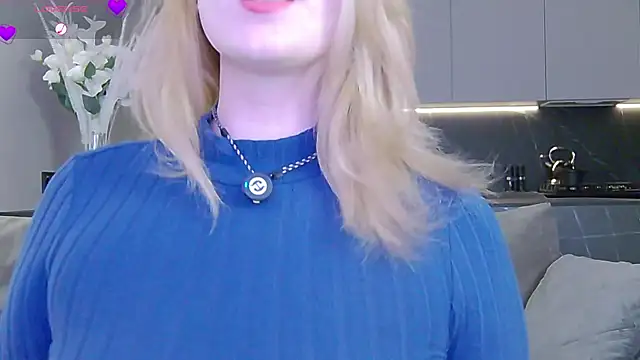 Snapshot of Sinful_Eyes chatting on February 6, 3:06 am Sinful Eyes online show from February 6, 3:06 am