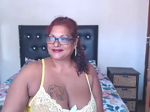 Snapshot of sexylax17 chatting on December 28, 3:15 pm sexylax17 online show from December 28, 3:15 pm