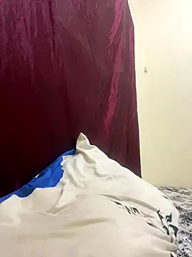  FoxyFlair online show from December 3, 1:21 pm