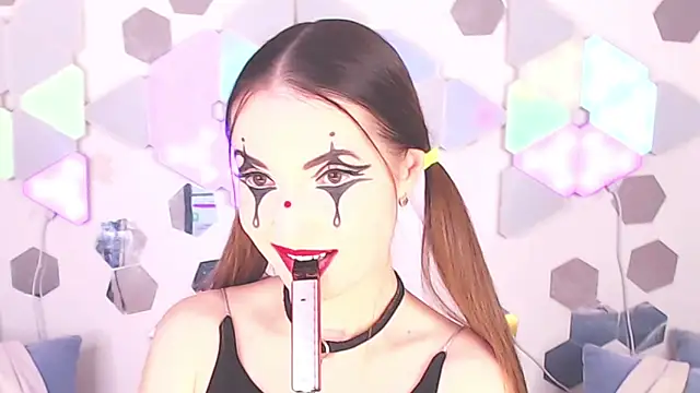 LexiKiss online show from October 14, 2:23 am