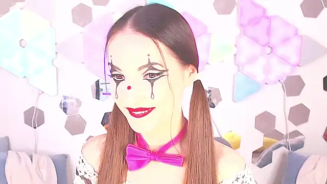 Snapshot of LexiKiss chatting on October 22, 7:57 pm LexiKiss online show from October 22, 7:57 pm