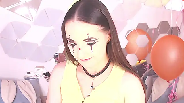 Snapshot of LexiKiss chatting on February 21, 11:44 am LexiKiss online show from February 21, 11:44 am