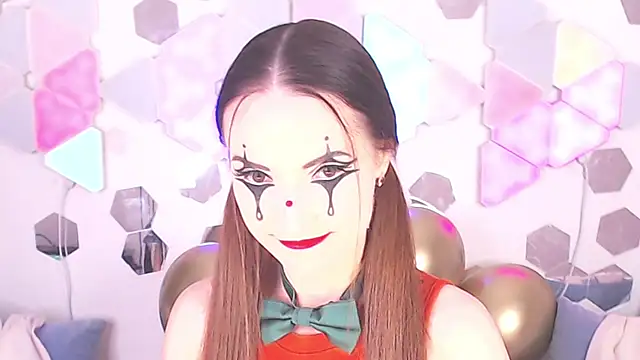 LexiKiss online show from September 17, 6:26 am