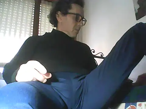 Moro ra online show from April 7, 11:45 am