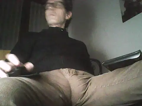 Snapshot of Moro_ra chatting on February 15, 7:24 pm Moro ra online show from February 15, 7:24 pm