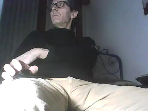 Moro ra online show from April 3, 6:25 pm