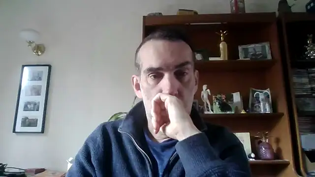 Snapshot of joegalea chatting on June 10, 9:54 am joegalea online show from June 10, 9:54 am