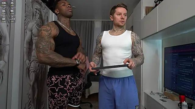 NickHOWLEN online show from April 14, 11:15 am