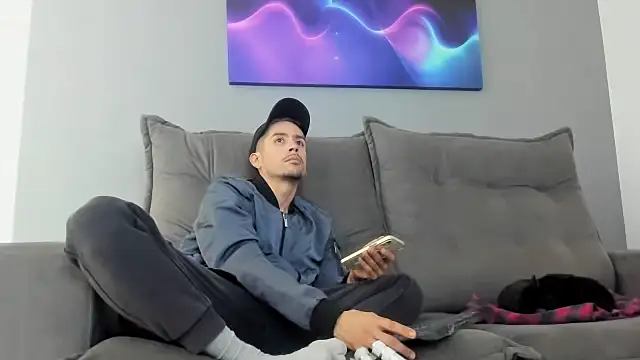 AyJeeEm online show from October 22, 5:12 pm