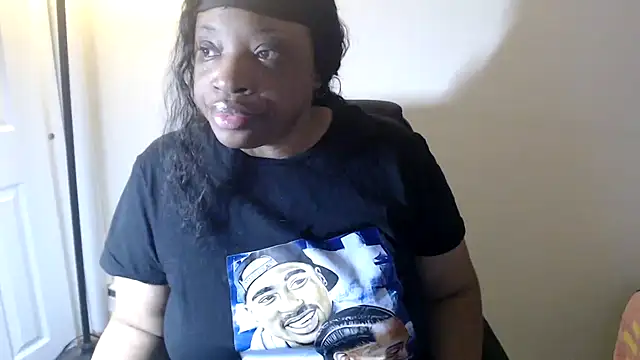 Sexymona1218 online show from April 15, 7:14 am