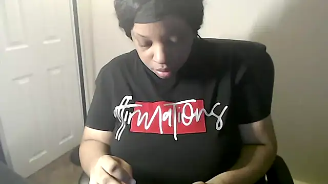 Sexymona1218 online show from January 14, 9:24 am