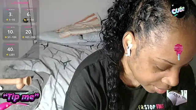 Sexymona1218 online show from October 29, 4:55 am