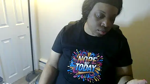 Sexymona1218 online show from March 4, 11:45 pm