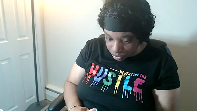 Sexymona1218 online show from March 12, 9:41 pm