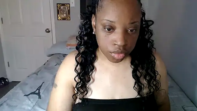Snapshot of Sexymona1218 chatting on October 12, 2:51 pm Sexymona1218 online show from October 12, 2:51 pm