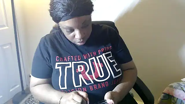 Sexymona1218 online show from April 2, 8:54 am