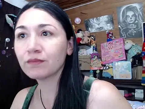 emilymonrroe online show from May 14, 3:47 am